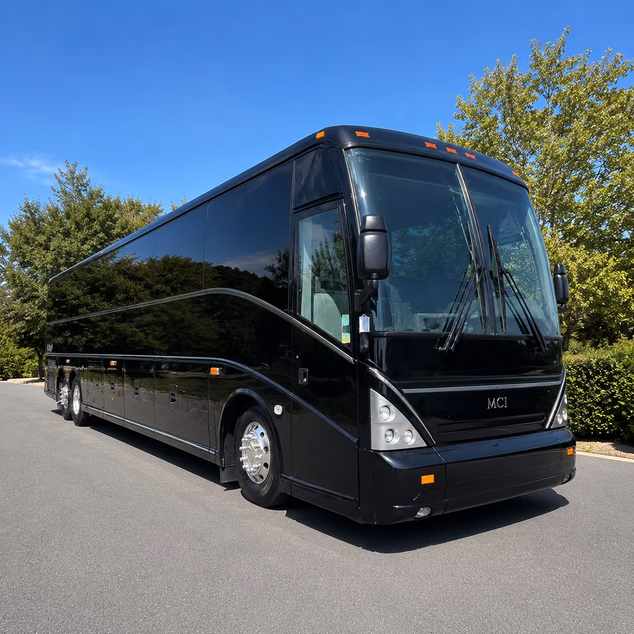 bus rentals for arrington vineyards and middle tennessee wine country weddings