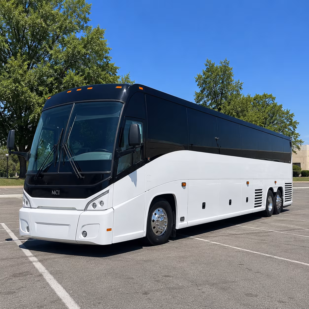 buses to ascend federal credit union amphitheater for outdoor concert season