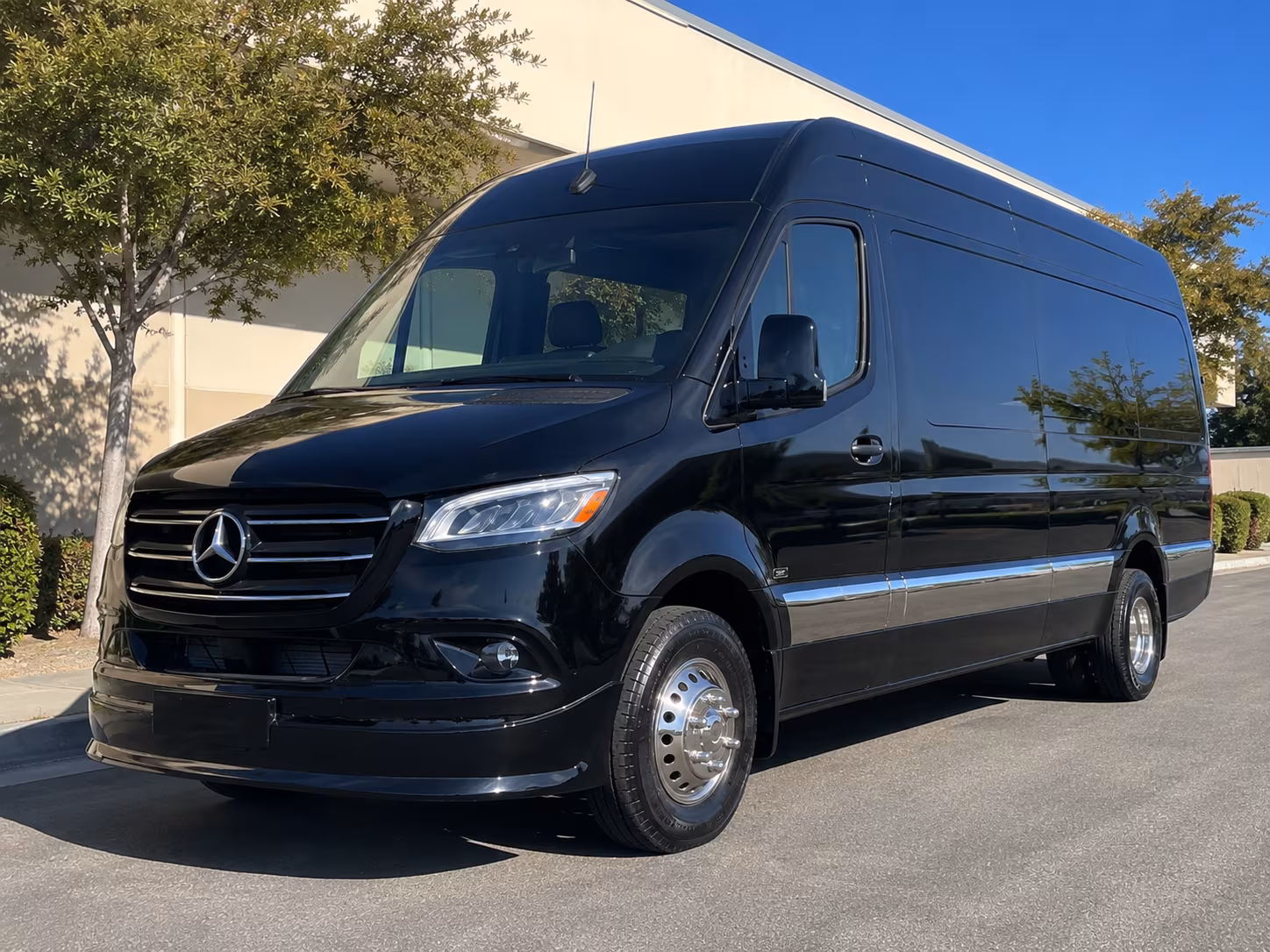 murfreesboro airport transportation onboard seating