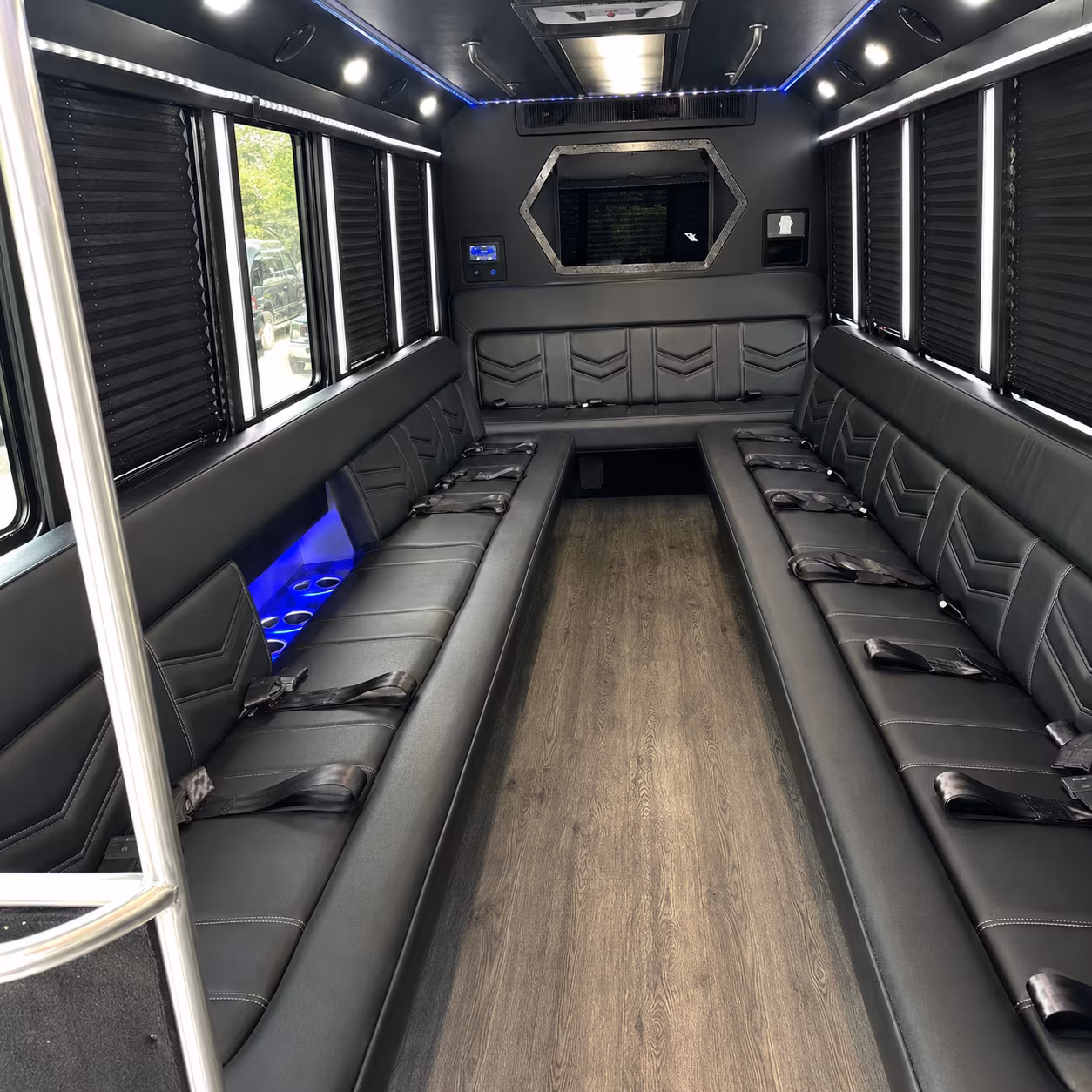 party buses for bachelorette wine tours across middle tennessee